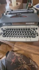 VTG Smith Corona Electra 210 Electric Typewriter w/Case In Working Condition thumbnail