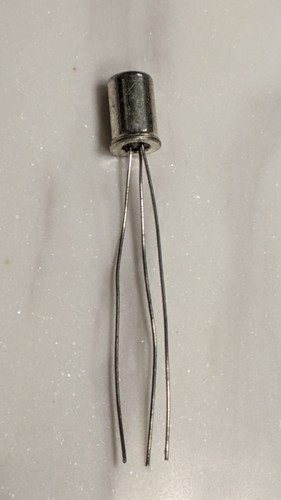 Germanium Transistor PNP TO-1 Gehäuse, baugleich/ähnlich AC151 V1