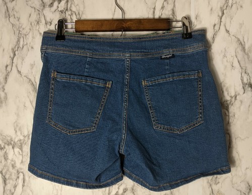 Wrangler Damen-Denim-Shorts mit doppeltem Reißverschluss mittelgroßer Höhe - Bild 6 von 7
