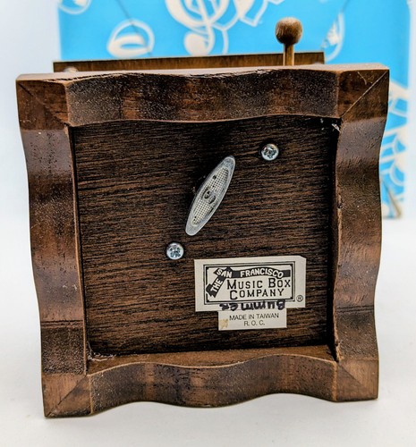 Vintage San Francisco Music Box Gramophone Record Player - Picture 3 of 3