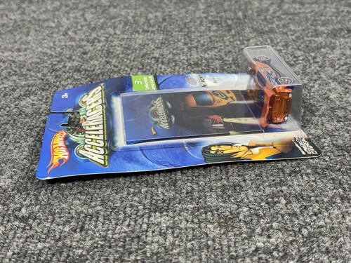 Hot Wheels Acceleracers Teku Synkro 3/9 New, Sealed Package Distressed W/Cards - Picture 2 of 4
