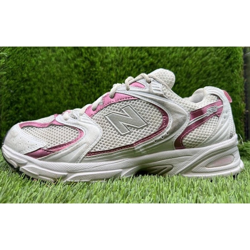 Zapatillas New Balance 530 Unisex Para Hombre Blanco Rosa Azúcar MR530PK - Talla 8.5 D Foto 2 de 4
