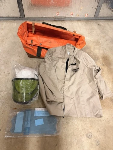Oberon CAT40 Series Electrical PPE Arc Flash Protective Jacket w/ Bag 2XL image 6