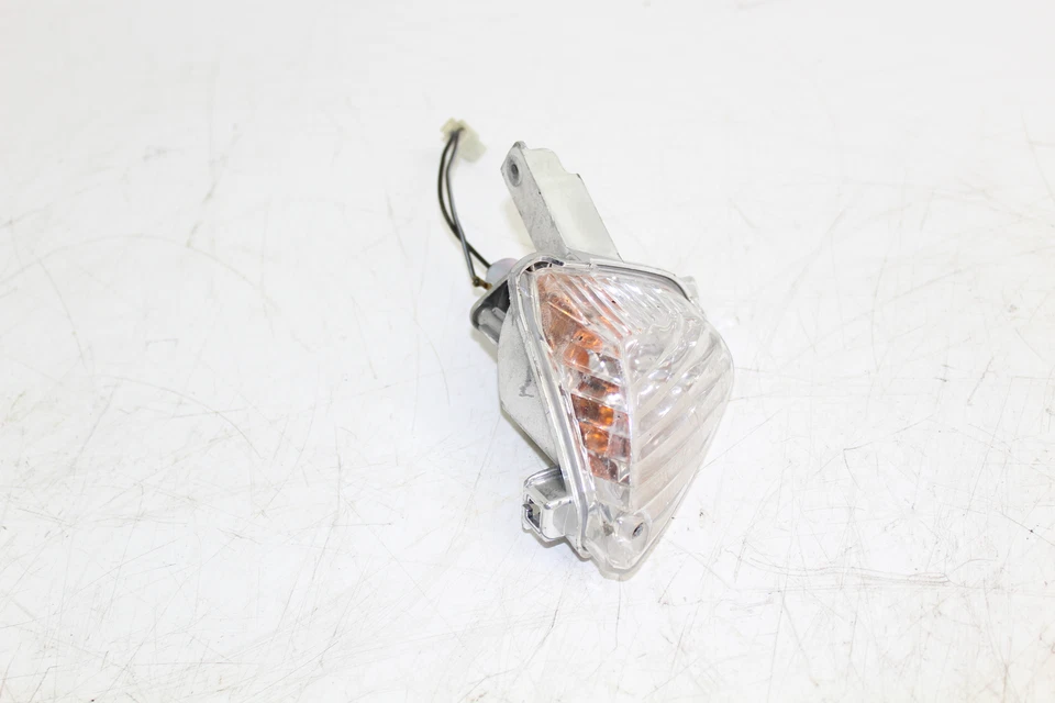 Задний правый указатель поворота для Suzuki Gsxr750 RH 11-14 35604-14J30 - Изображение 2 из 4