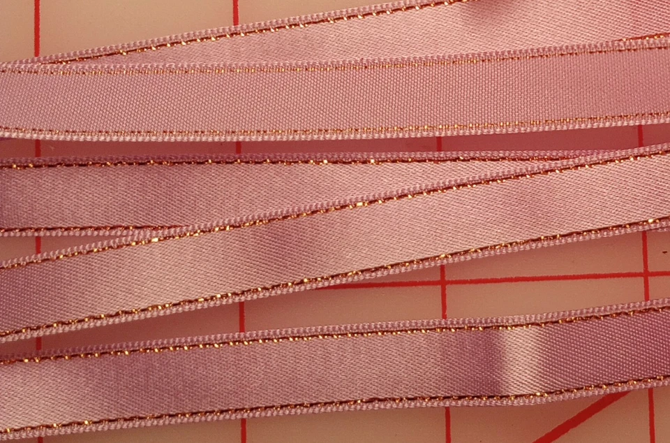 Cinta de satén vintage de 33 yardas con bordes dorados de 10 mm 7/16" Japón  Foto 3 de 4