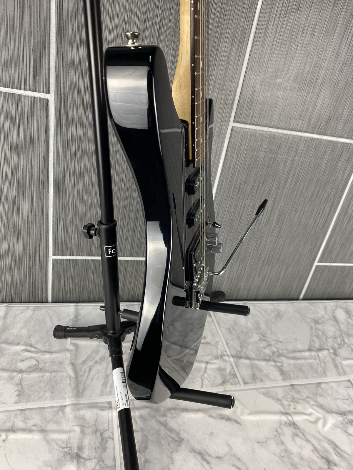 Rogue Rr100 Rocketeer Electric Guitar Double Cut Away Paulownia Body 6