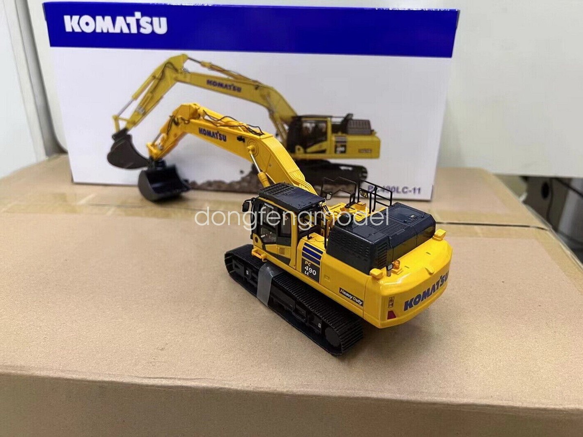 KOMATSU コマツ　PC490LC-11 1:50SCALE s-l400.jpg