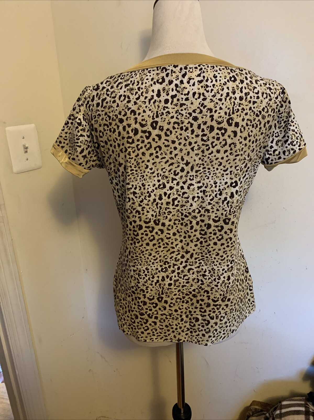 Blumarine Beachwear Women’s Leopard Print Size XL 48 V - Neck Top Short Sleeve image 2
