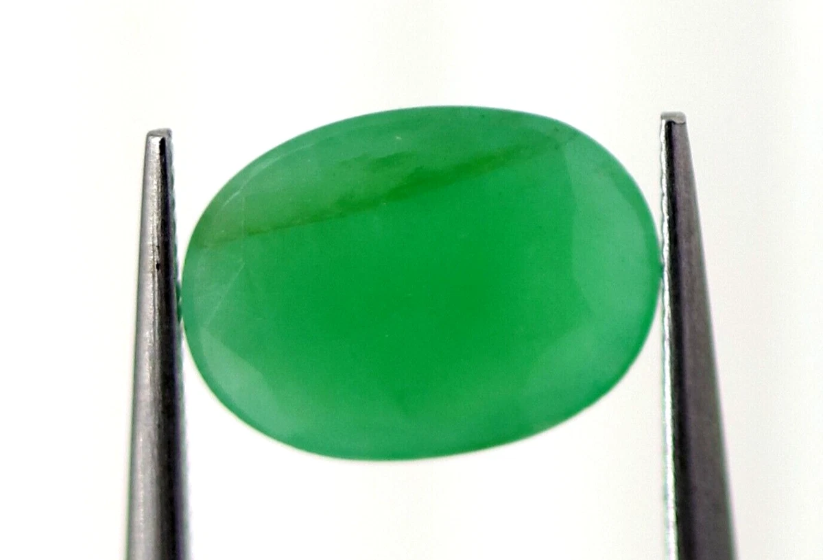 Green clearance colour gemstone