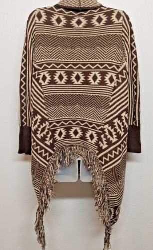 Maurices Sweater Poncho Cardigan Southwest Brown Aztec Sz Medium Fringe LONG - Picture 3 of 6