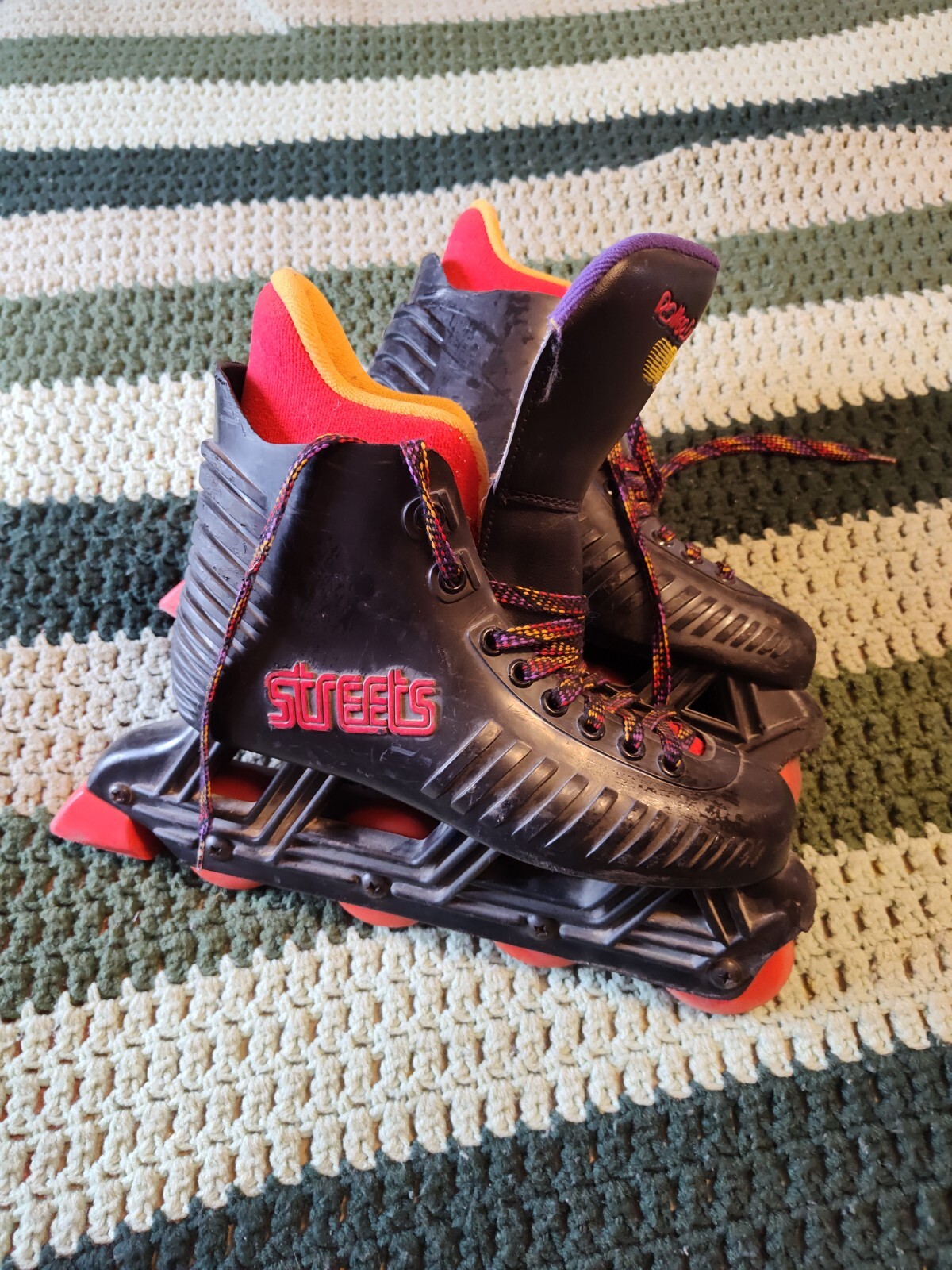 Vintage Streets Roller Derby Inline Skates Youth Size 6 Black Orange