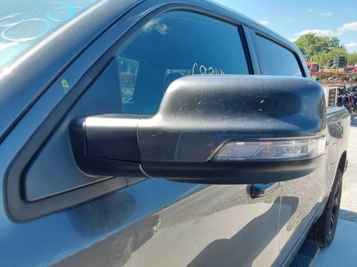 Used Left Door Mirror fits: 2020 Ram Dodge 1500 pickup new style 6 lug wheel pow