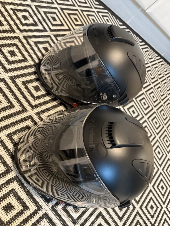 Schuberth J1  Helme Gr.56/57und 62/63 - Bild 2 von 4
