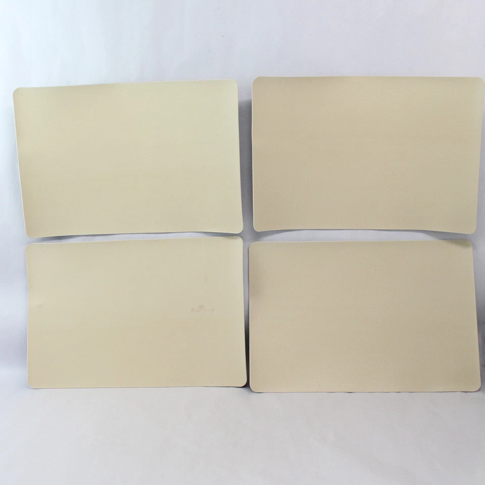 Set of 4 Vintage Vinyl Christmas Placemats Holly Berries & Poinsettias - Image 2 of 4