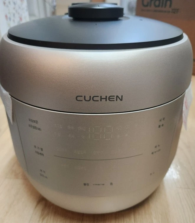 CUCKOO / IH pressure cooker / CRP-HQB0310FS / for 3 people / 220V / EU PLUG
