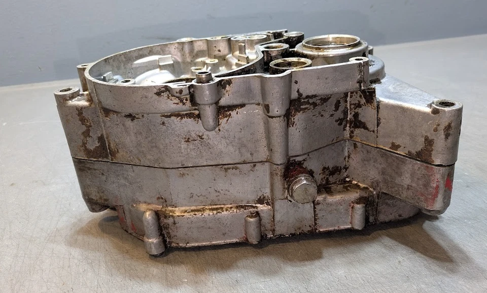 Juego de cárter izquierdo derecho Yamaha GT80 GTMX cárter motor Foto 3 de 4