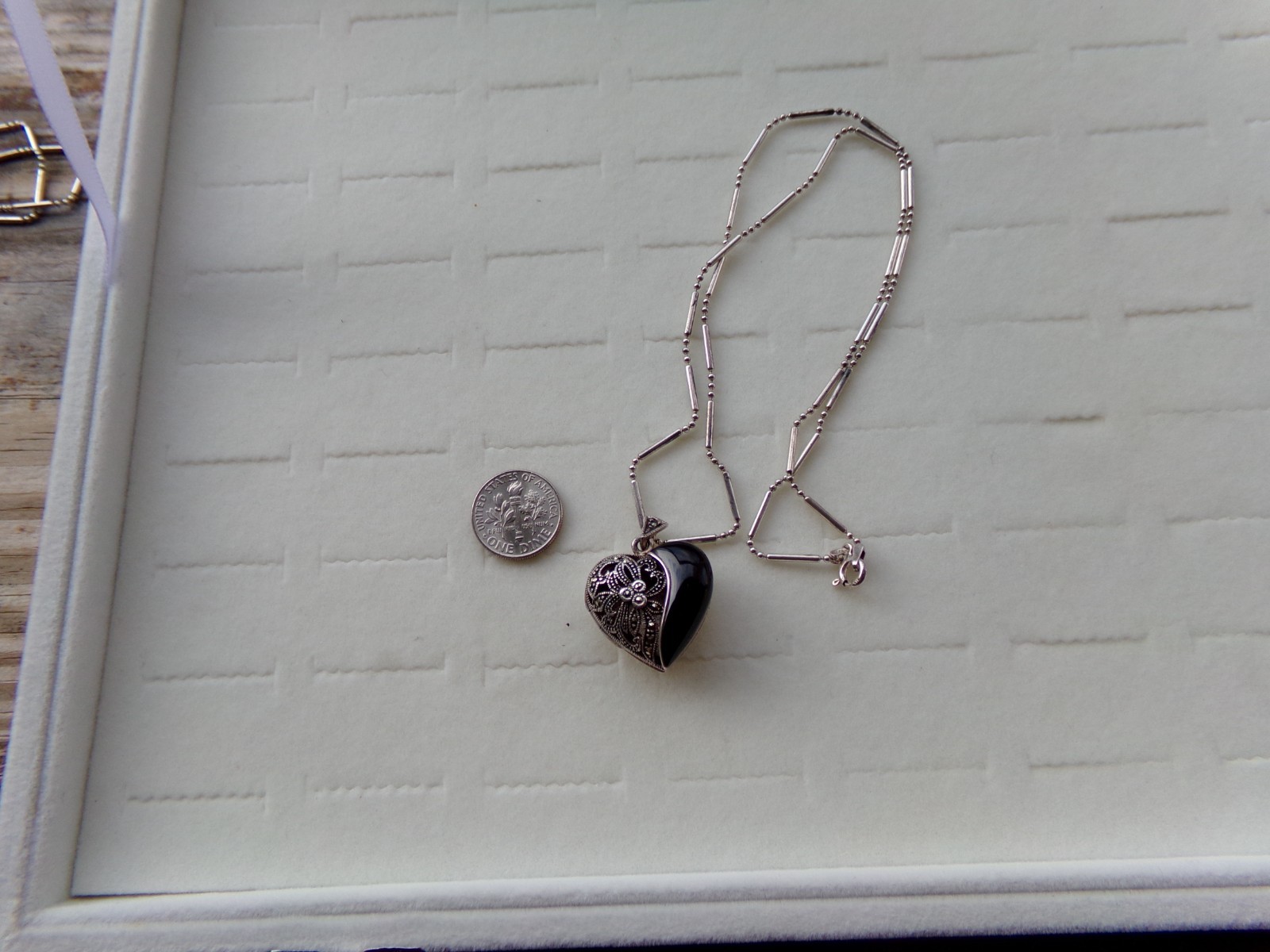 Solid Sterling Silver 925 Heart Locket Necklace 2… - image 3