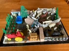 VINTAGE MARX FARM DIORAMA 18" X 15"