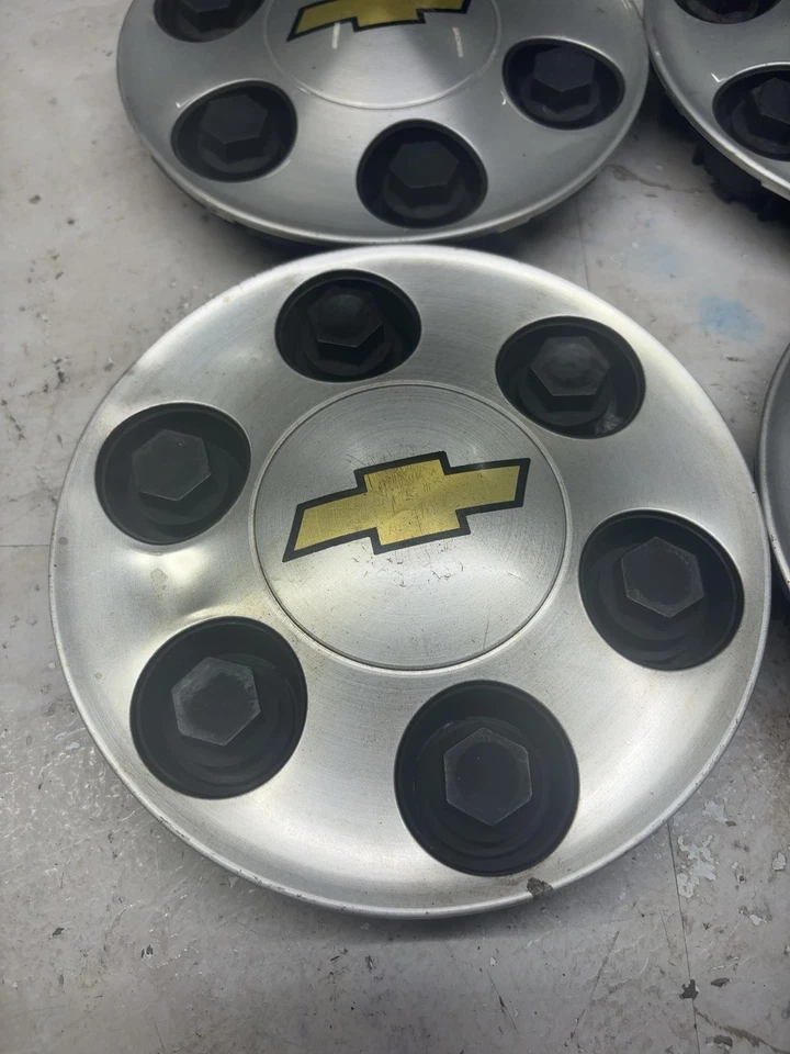 Tapa central CHEVY SILVERADO 1500 07 08 09 10 11 12 13 Foto 2 de 4