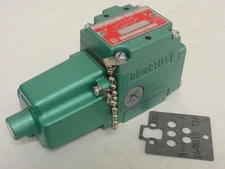 199074 New-No Box; Numatics 12DSA4 KA00030 Solenoid Valve; 120V; 50/60Hz; .16A