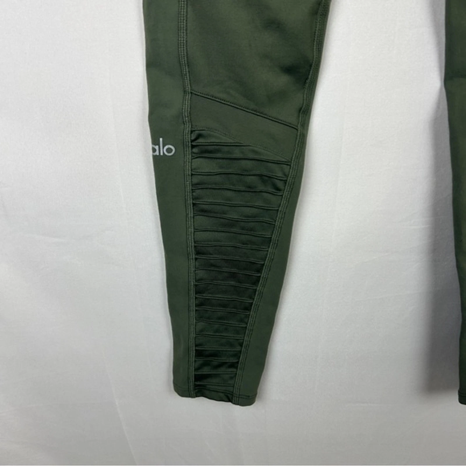 alo-yoga misses high waist yoga moto leggings