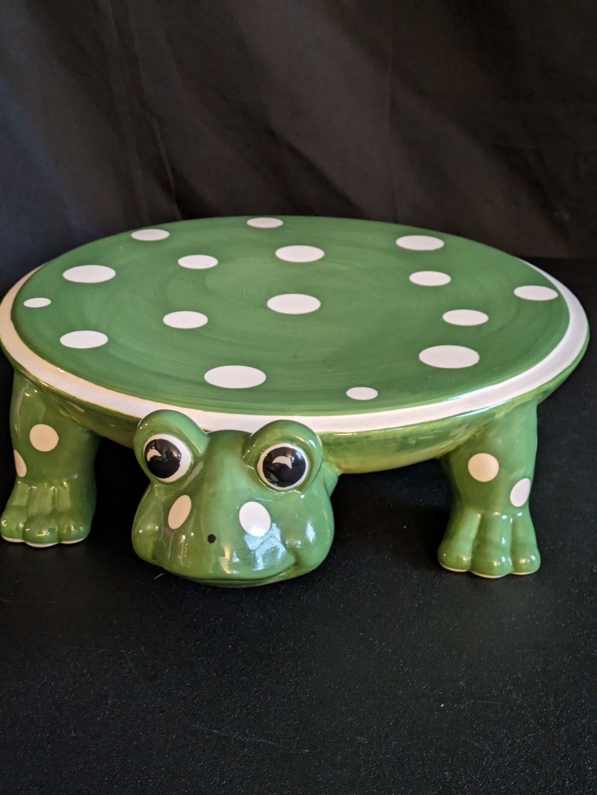 Home Essentials & Beyond CAKE STAND COLLECTION PRC 3D Frog Cake Stand