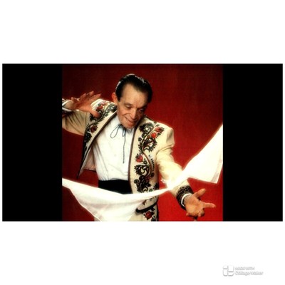 Slydini's Knotted Silks (White / 24 Inch) by Slydini Plus online Tutorials