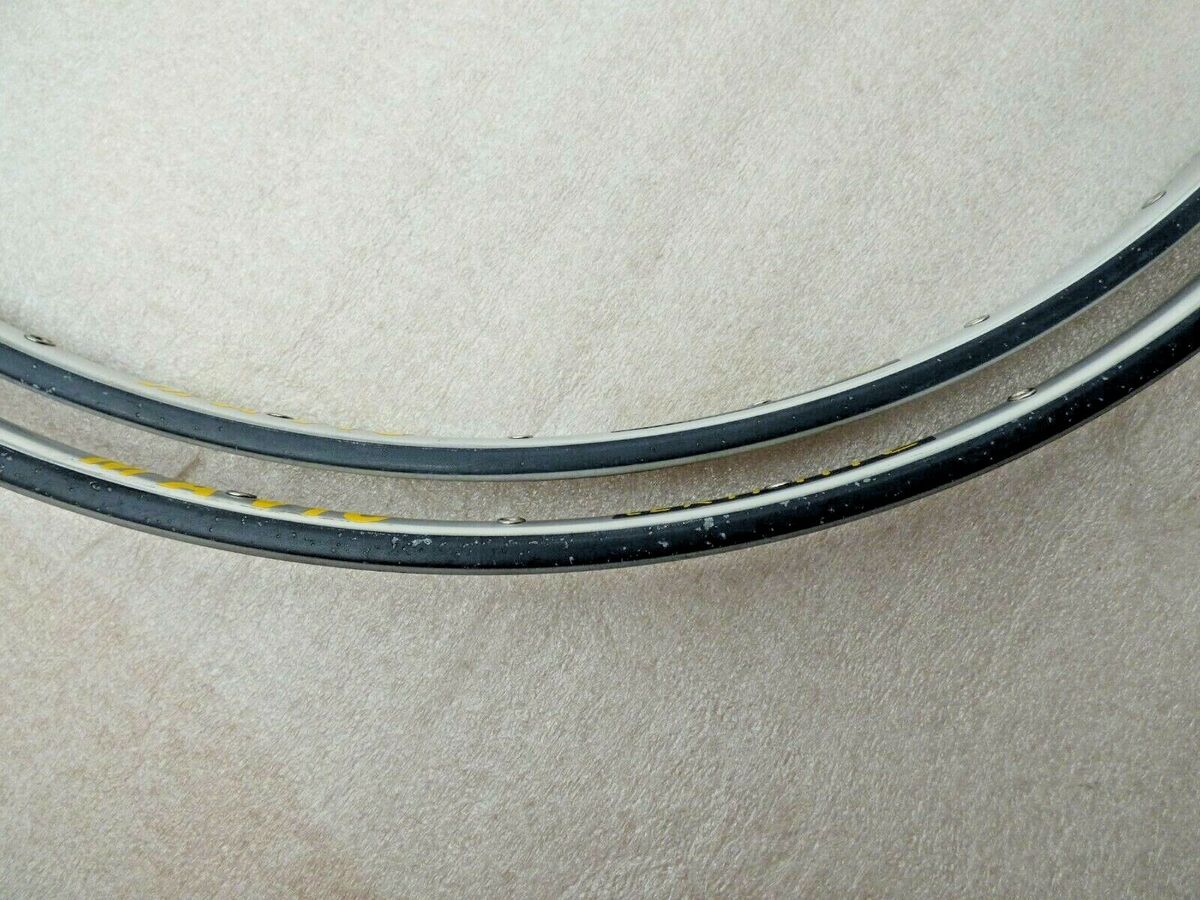 MAVIC PARIS-ROUBAIX SSC CERAMIC TUBULAR RIMS (PAIR) 28 H MAVIC PARIS-ROUBAIX SSC CERAMIC TUBULAR RIMS (PAIR) 28 H