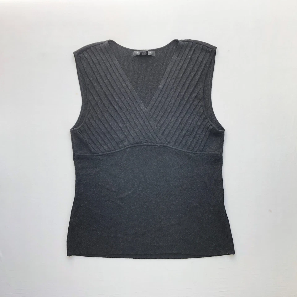 Camiseta regata vintage Y2K 2000s preta metálica envoltório bimbo malha gótica sem mangas G GG - Imagem 2 de 4