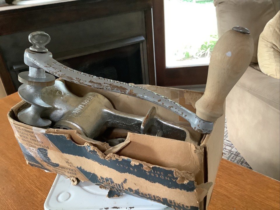 Universal Food and Meat Chopper No 2 Meat Grinder Landers, Frary