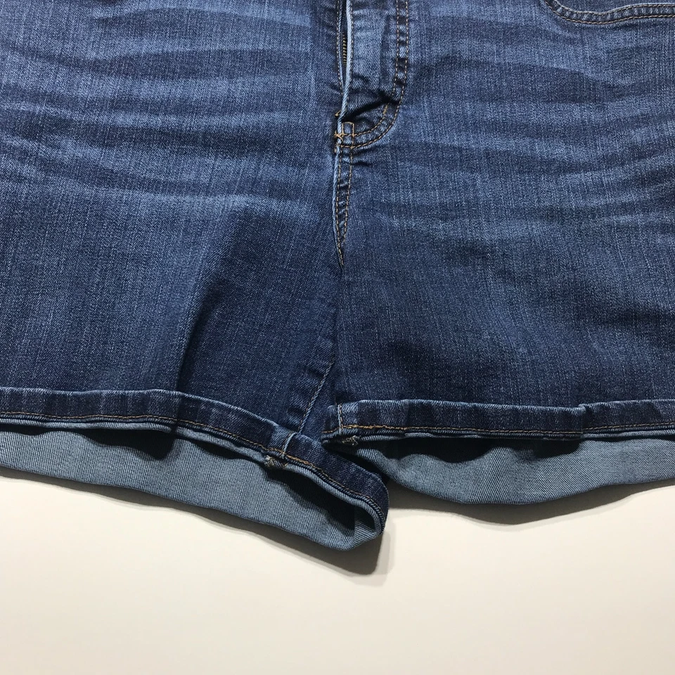 Pantalones cortos de mezclilla lavado oscuro St. John's Bay para mujer talla 14 tiro alto longitud media Foto 4 de 4