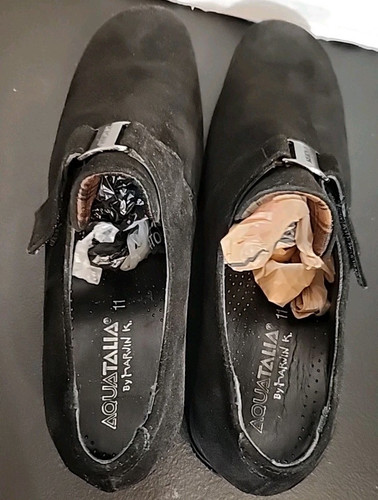 Aquatalia Damenschuhe Freizeit Keilabsatz Halbschuhe Clogs Größe 11 schwarz Wildleder mit Riemen - Bild 8 von 10
