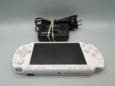 Sony PSP 2000 Ceramic White - NO UMD Digital Only - New Battery & Charger