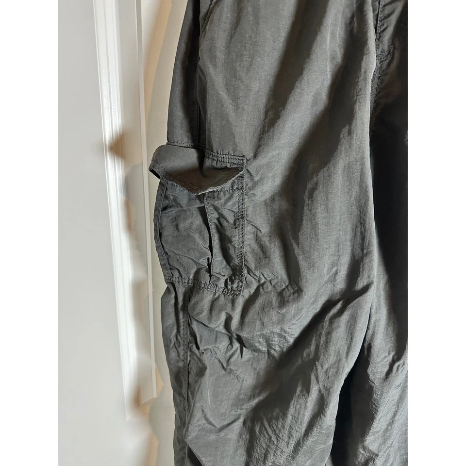 Pantalones cargo grises H&M para niños cintura elástica talla 13-14 años Foto 2 de 4
