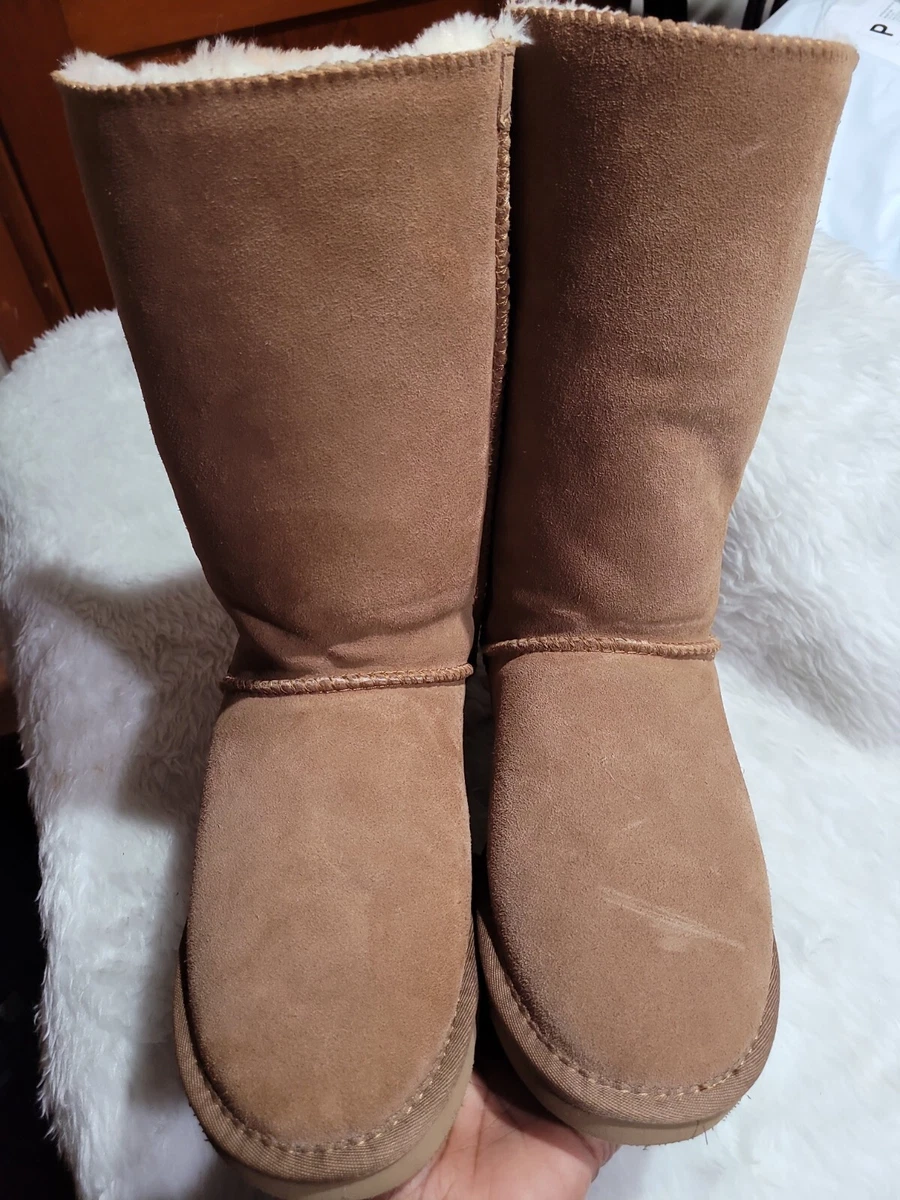 Ugg f19010d store