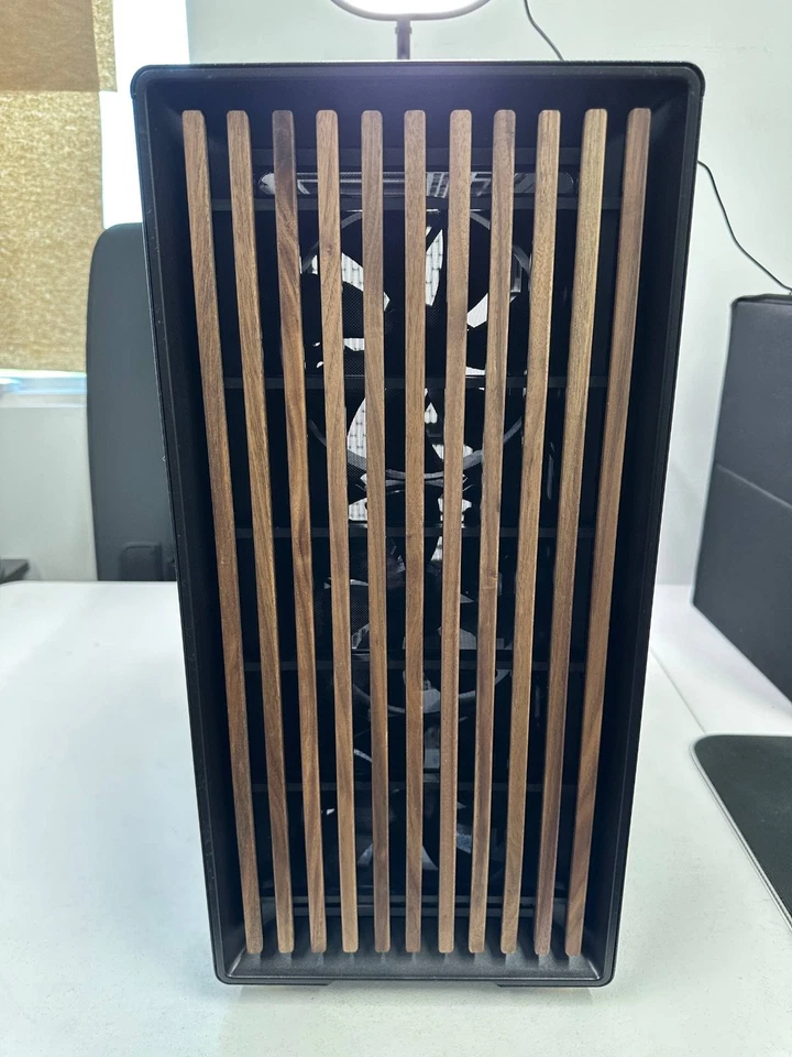 Fractal Design - North XL Charcoal Black Chassis with Walnut Front and Dark Tint