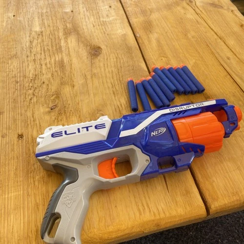 Nerf Gun Elite Disruptor Blaster mit 10 Darts