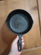 Vintage Lodge No. 5 R Cast Iron Skillet