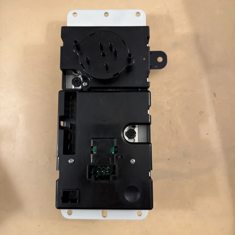 Climate Control Module HS-364 5015734AA For Dodge Ram 1500 2000-2001 W/AC Black - Image 3 of 4