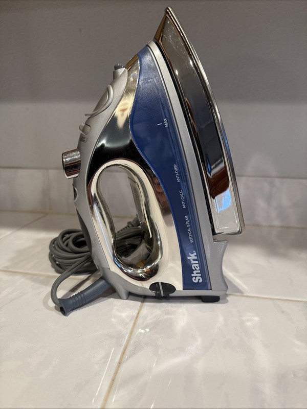 Shark GI468NN 10 Electric Steam Iron 1500W Vertical Steam Anti-Drip Blue-Tested