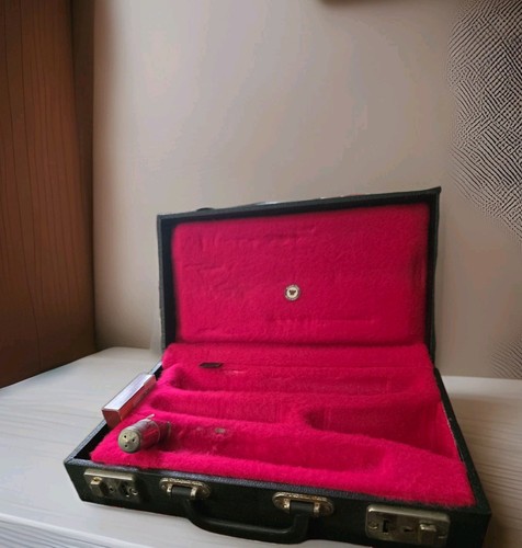 Rudall Carte Graduate Clarinet in Case Good Condition with New Reeds Plays Well - Picture 10 of 20