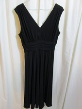 Dressbarn Black Dress Sleeveless V Neck & Back Band Waist Full Shirt Zip Sz 10