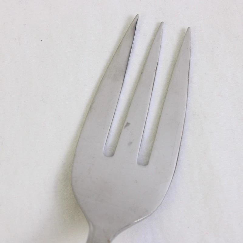 A Reed & Barton Select East Hampton Pattern Serving Fork Stainless 8.75 Inches - Image 3 of 4
