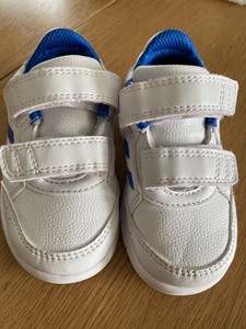 adidas baby shoes size 5