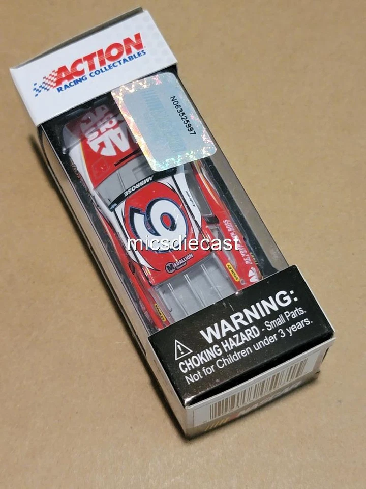 Free SH Gold Series techo rígido 2013 Marcos Ambrose #9 Mac Tools 1:64 pequeño nuevo en caja Foto 3 de 4