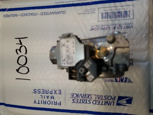 White Rodgers  Model: 36J24 Type: 618 Furnace Gas Control Valve EF32CW210