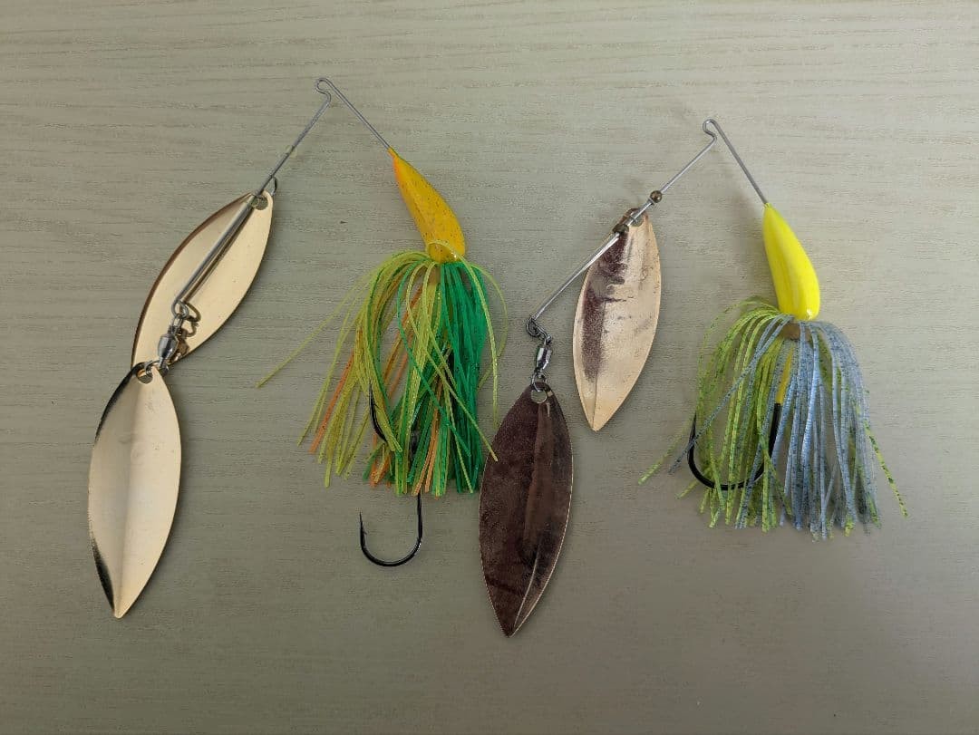 Megabass V-FLAT Spinnerbait Set of 2 Used Fishing Lures - Image 2