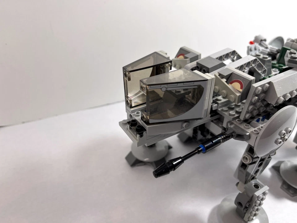 LEGO Star Wars AT - OT only from 10195 (2009) Retired Partial See desc - Image 2 of 4