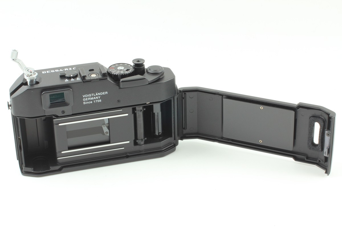 キ*ル様 フォクトレンダー　BESSA-R2C The Voigtlander Bessa R2C - a 35mm Rangefinder to Remember