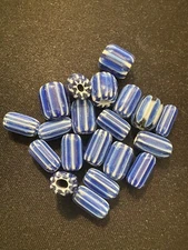 20 Chevron glass beads - (B1104)- blue rare 10-12mm